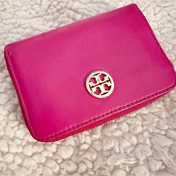 Tory Burch Zip Pink Wallet Keychain with Gold Accent - Picture 2 of 16